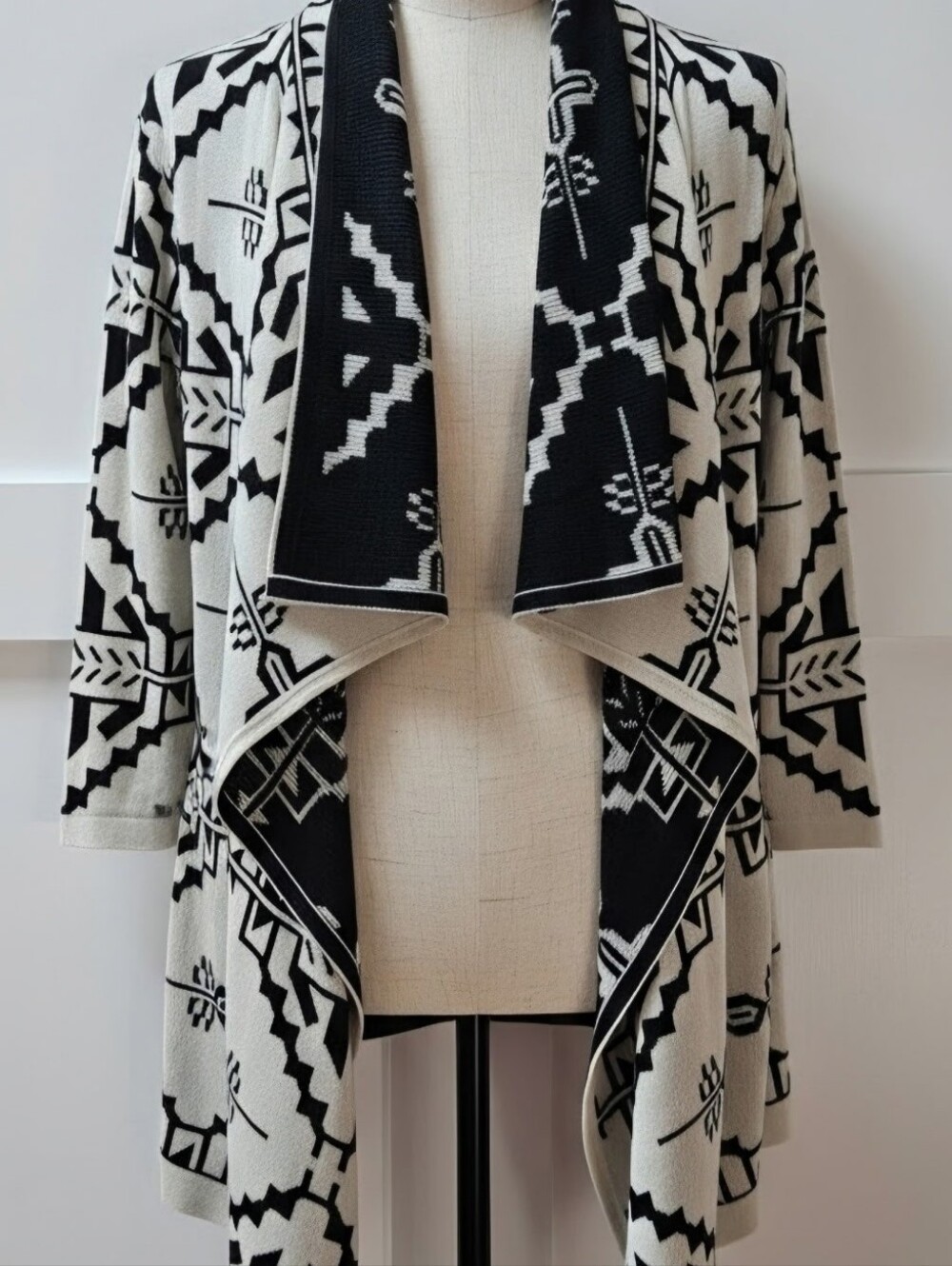 Black & White Aztec Open-Front Women's Sweater Cardigan